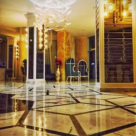 Отель Exelans 3*