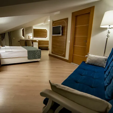 Hotel Exelans 3*