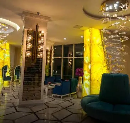 Отель Exelans 3*