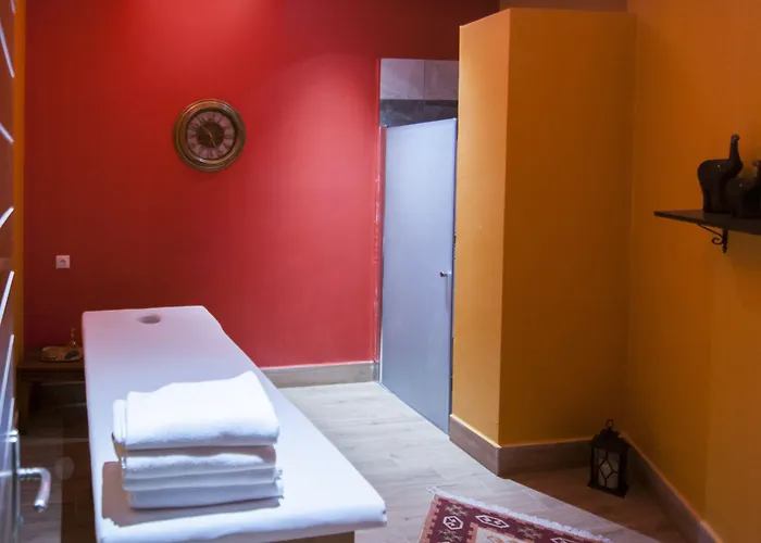 Exelans Hotel 3*